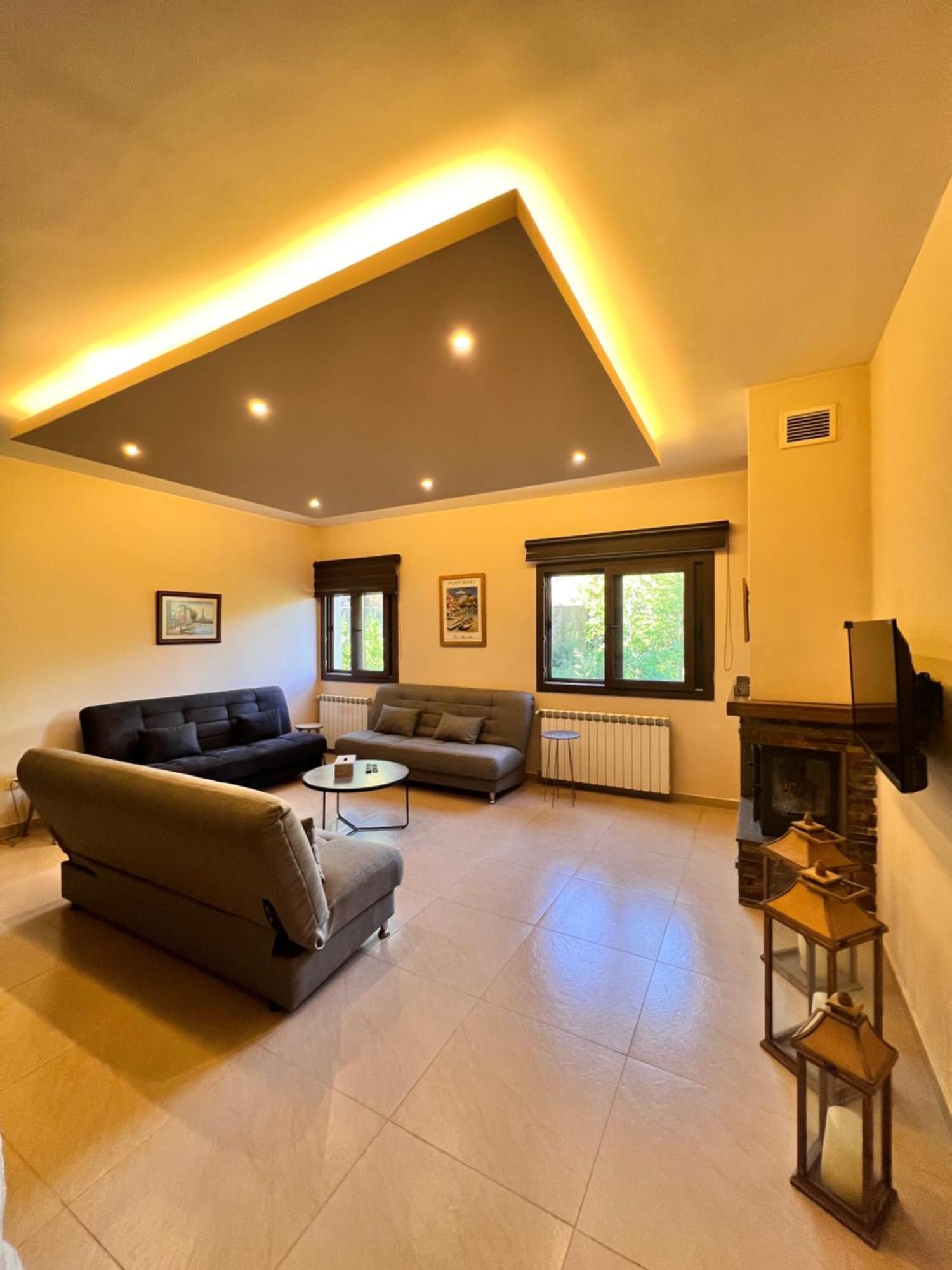 Austria Luxury Apartments, Faraya Hotel Eksteriør bilde